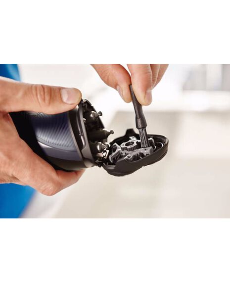 Series 1000 Dry Shaver